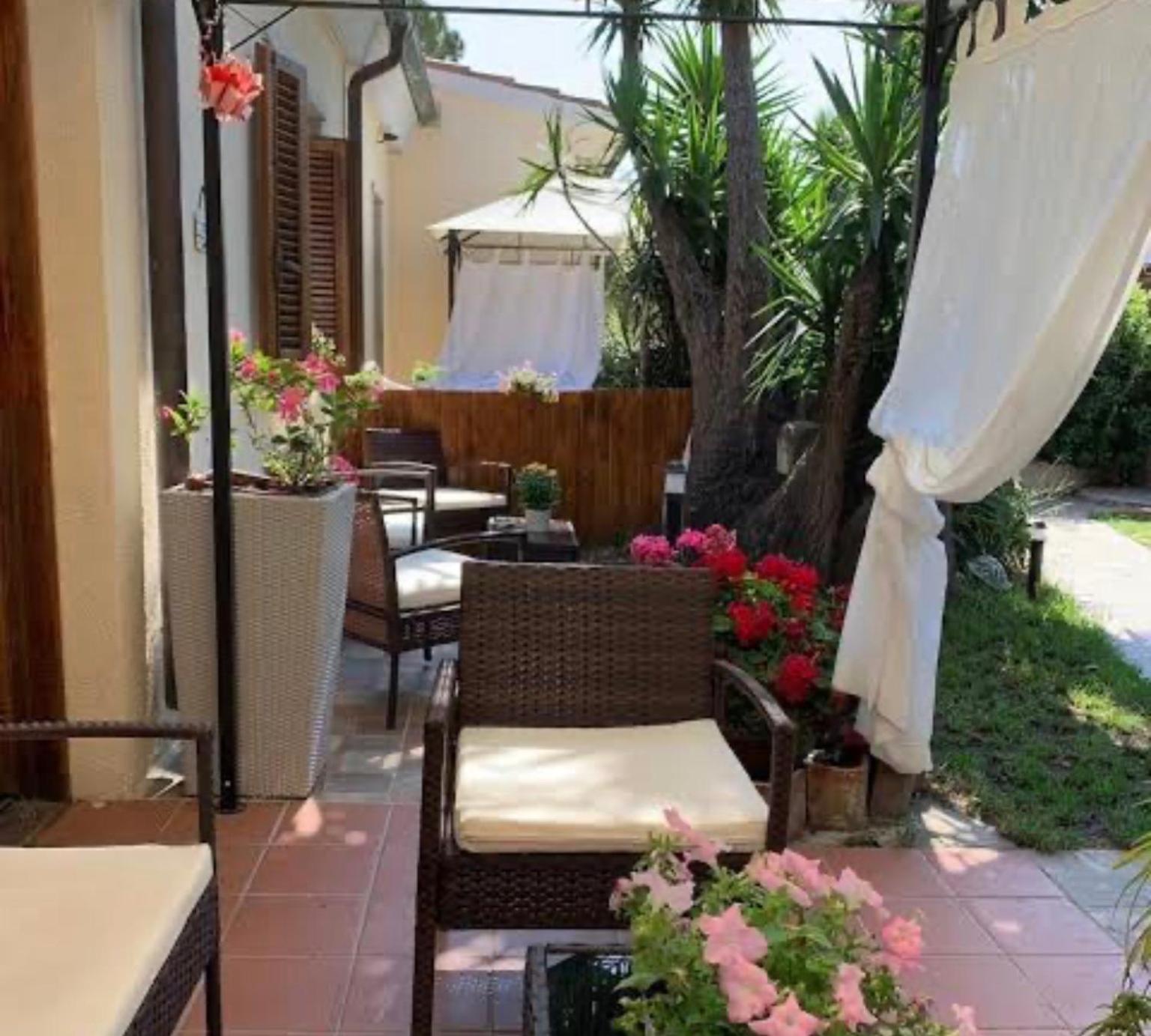Brezza di Mare Bed and Breakfast San Teodoro  Eksteriør billede