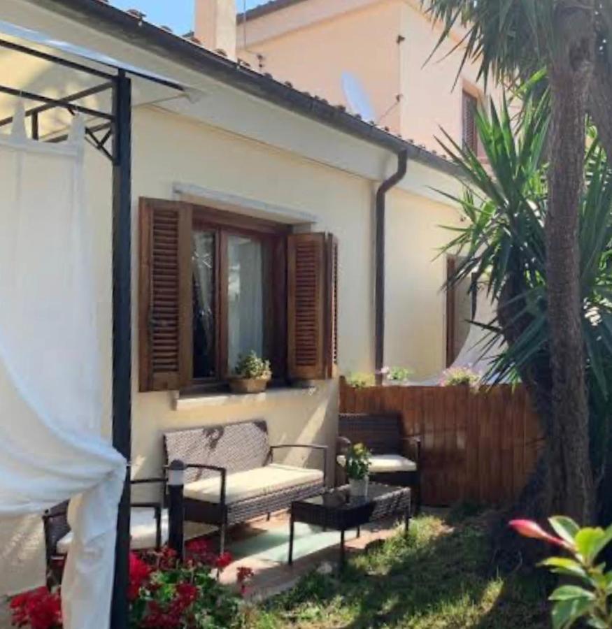 Brezza di Mare Bed and Breakfast San Teodoro  Eksteriør billede